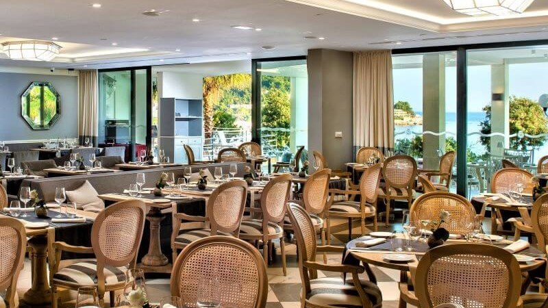 Royal Princess Hotel